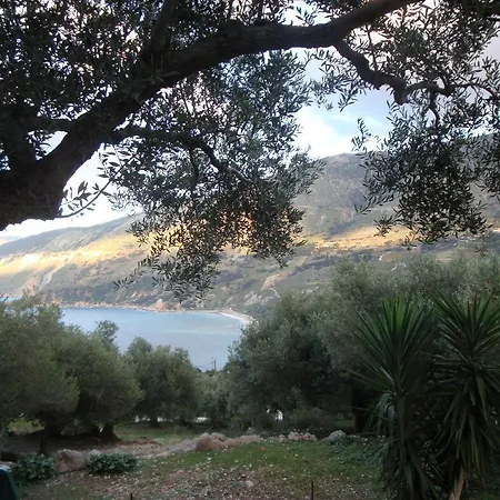 Rogakia Village Est. 1983 Apartahotel 4*