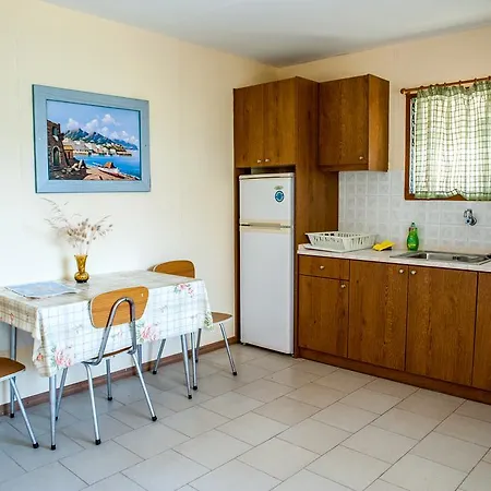 Rogakia Village Est. 1983 Ζόλα