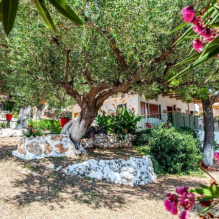 Apart-hotel Rogakia Village Est. 1983 4*