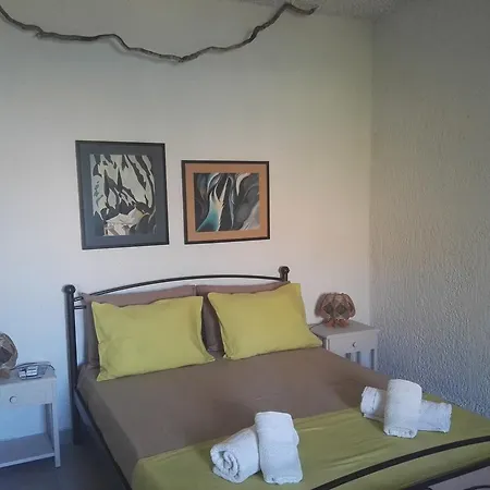 Rogakia Village Est. 1983 Zóla